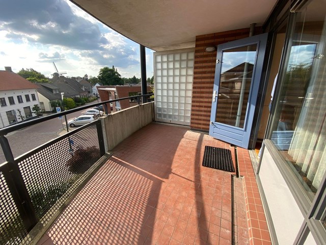 Foto 6: Waalre - Dorpsstraat - Foto 6