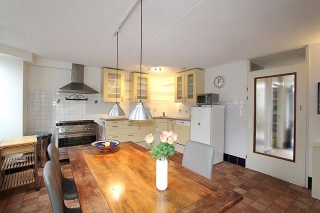 Foto 6: Amstelveen - Dorpsstraat - Foto 6