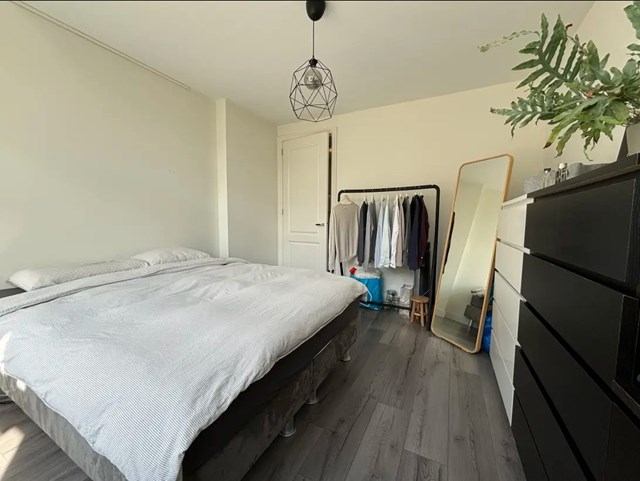 Foto 2: Rotterdam - Vierambachtsstraat - Foto 2