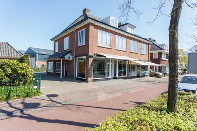 Foto 1: Apeldoorn - Deventerstraat - Foto 1