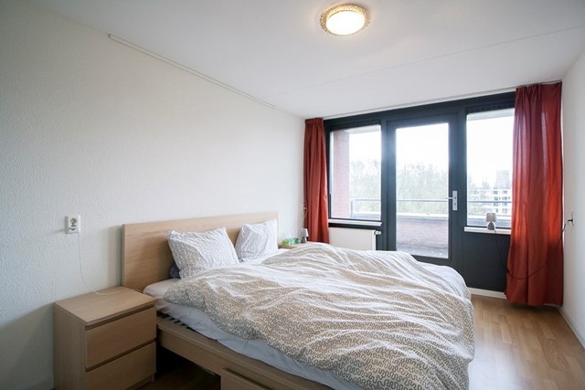 Foto 7: Amstelveen - Johannes Calvijnlaan - Foto 7