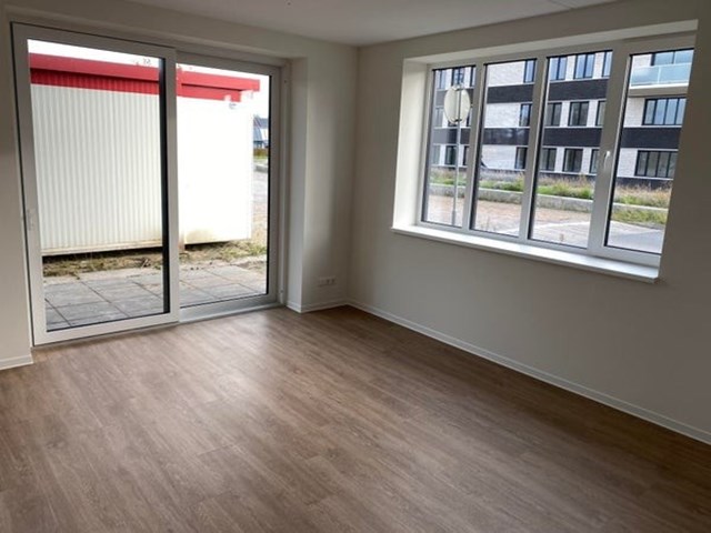 Foto 4: Hurdegaryp - Rijksstraatweg - Foto 4