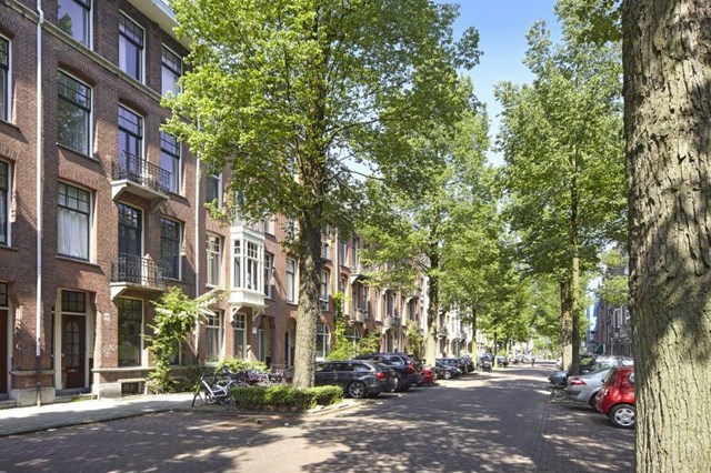 Foto 1: Amsterdam - Johannes Verhulststraat - Foto 1