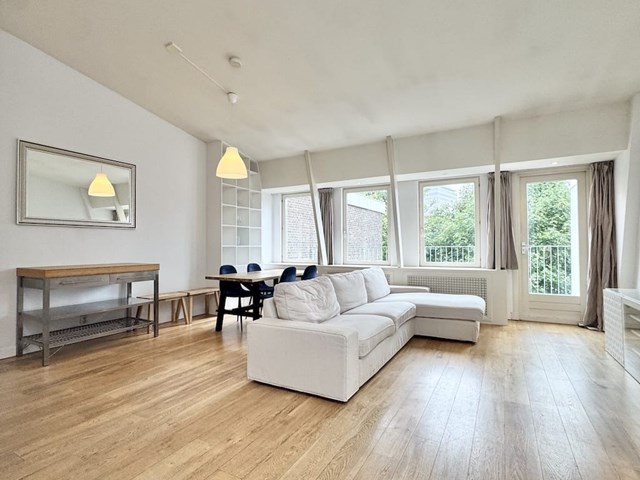 Foto 2: Amsterdam - Tweede Jan van der Heijdenstraat - Foto 2