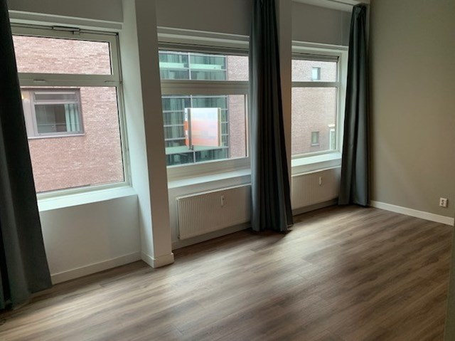 Foto 4: Alphen aan den Rijn - Zuidpoolsingel - Foto 4