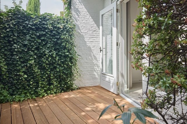 Foto 5: Amsterdam - Meeuwenlaan - Foto 5