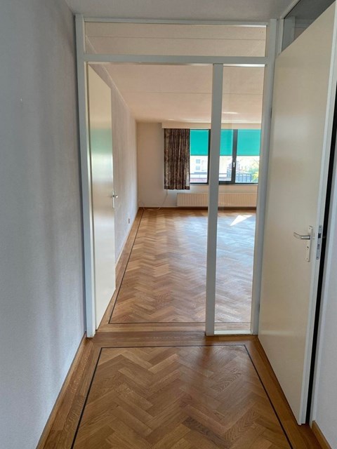 Foto 2: Waalre - Dorpsstraat - Foto 2