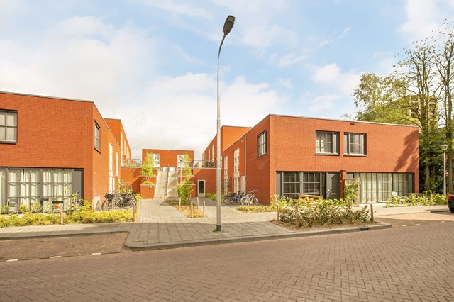 Foto 1: Tilburg - Lariksplaats - Foto 1