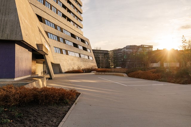 Foto 1: Eindhoven - Vincent Van Den Heuvellaan - Foto 1