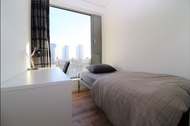 Foto 4: Rotterdam - Baan - Foto 4