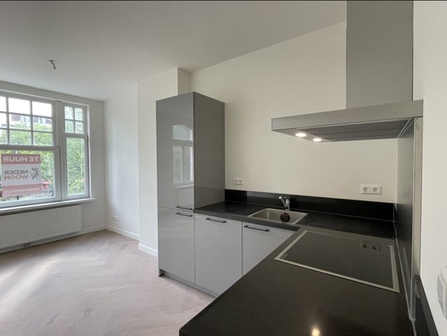 Foto 7: Amsterdam - Wibautstraat - Foto 7