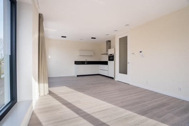 Foto 5: Hoofddorp - Bridgemankade - Foto 5