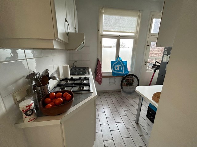 Foto 6: Maastricht - Koningin Emmaplein - Foto 6