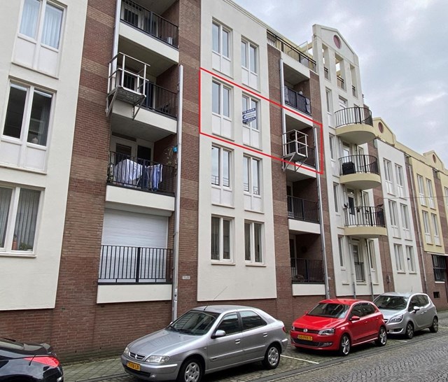 Foto 2: Maastricht - Sint Maartenslaan - Foto 2