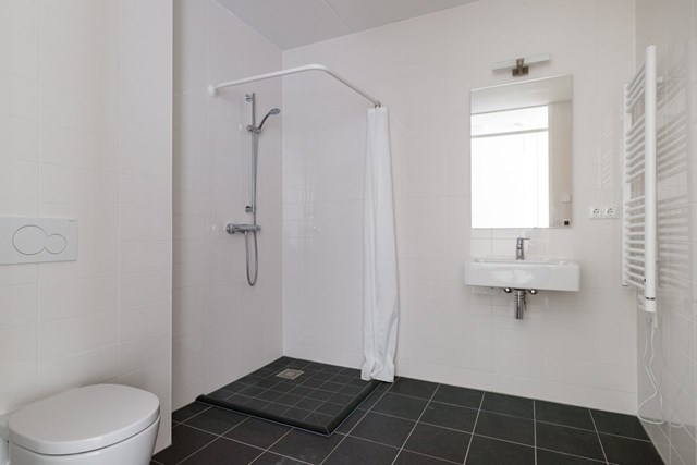 Foto 7: Hilversum - Julianalaan - Foto 7