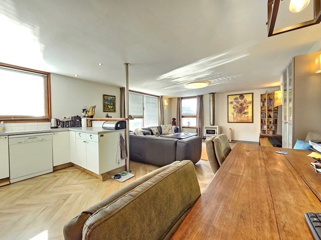 Foto 4: Amsterdam - Ringvaartdijk - Foto 4