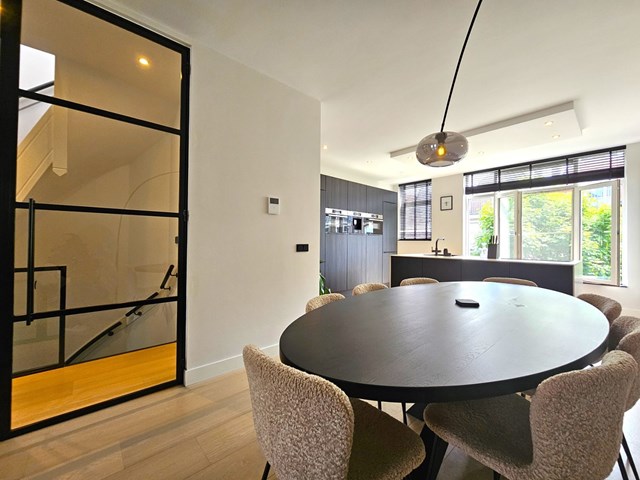 Foto 5: Rotterdam - Van Oosterzeestraat - Foto 5