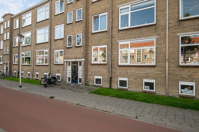 Foto 2: Leeuwarden - Valeriusstraat - Foto 2