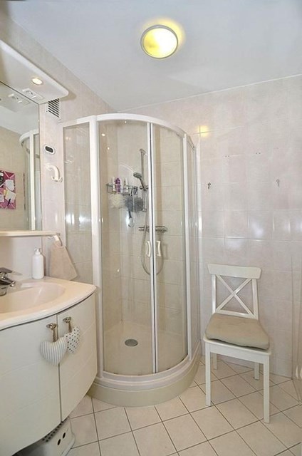 Foto 7: Naarden - Graaf Willem de Oudelaan - Foto 7