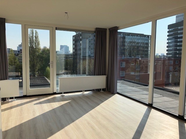 Foto 2: Den Haag - Van Boecopkade - Foto 2