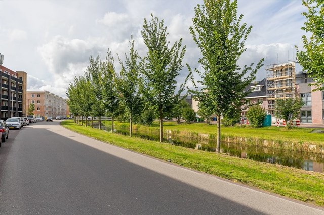 Foto 4: Almere - Neptunussingel - Foto 4