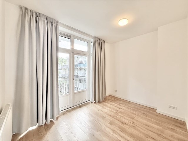 Foto 7: Amsterdam - Mercatorplein - Foto 7