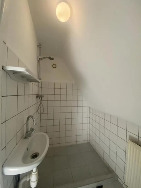 Foto 6: Den Haag - Amperestraat - Foto 6