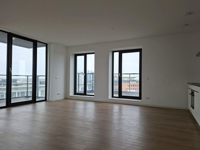 Foto 2: Den Haag - Maanplein - Foto 2