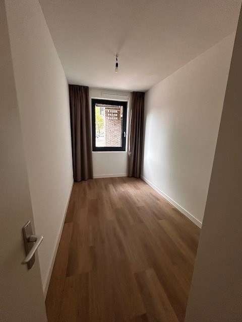 Foto 5: Heiloo - Raadhuisweg - Foto 5