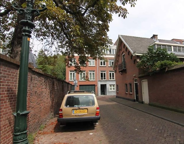 Foto 2: Den Haag - Laan van Roos en Doorn - Foto 2