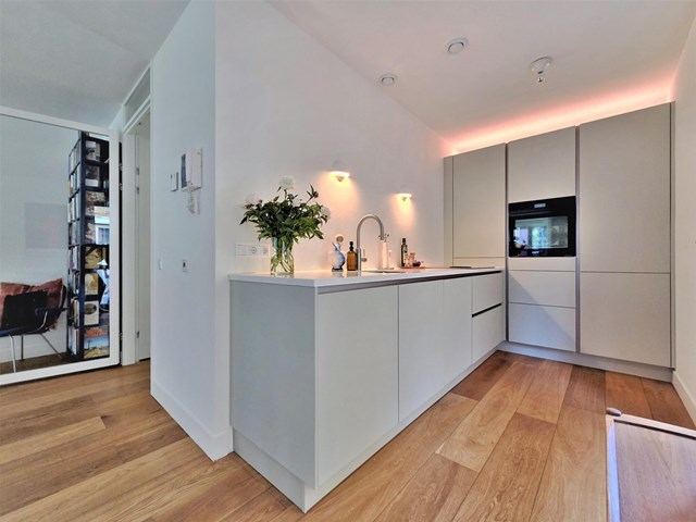 Foto 7: Amsterdam - Leeuwendalersweg - Foto 7
