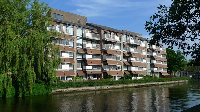 Foto 2: Leeuwarden - Eestraat - Foto 2