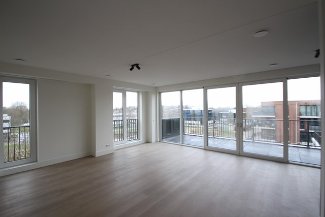 Foto 1: Nieuwegein - Coltbaan - Foto 1