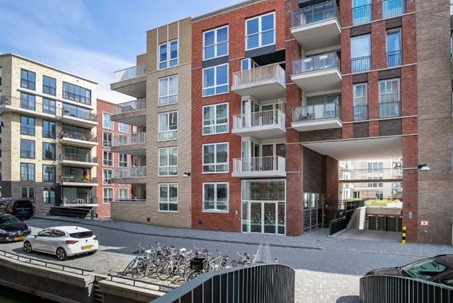 Foto 1: Diemen - Carel Willinkgracht - Foto 1