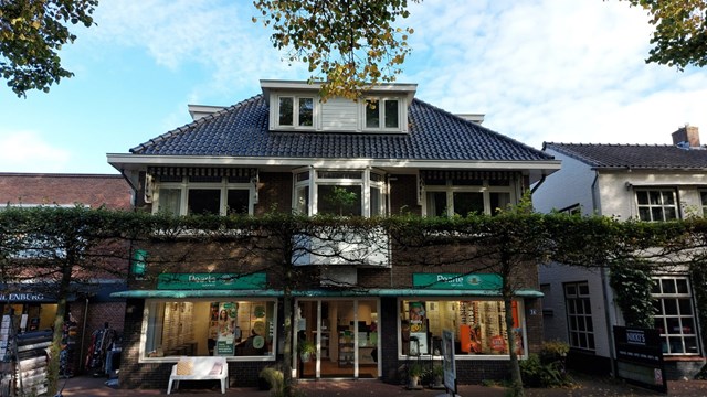 Foto 3: Dalfsen - Kerkplein - Foto 3