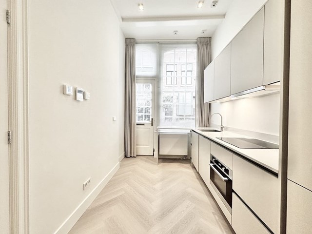 Foto 4: Amsterdam - Bloemstraat - Foto 4