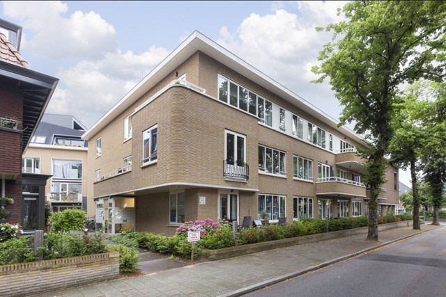 Foto 1: Hilversum - Julianalaan - Foto 1