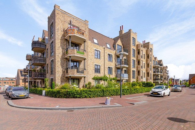 Foto 2: Hoofddorp - Charles Brandonlaan - Foto 2