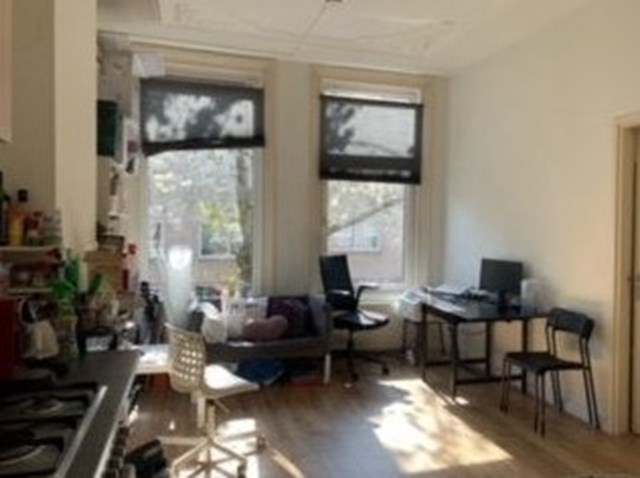 Foto 2: Den Haag - Van Kinsbergenstraat - Foto 2