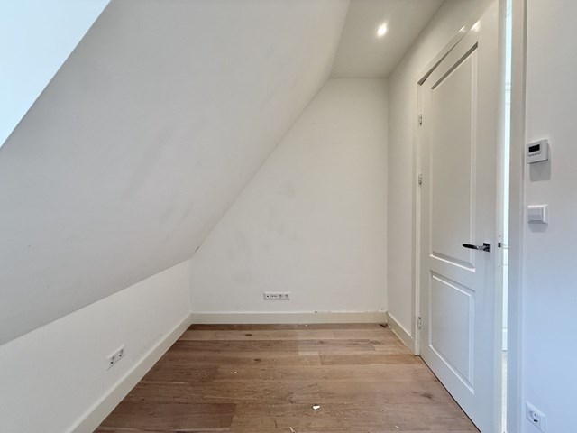 Foto 7: Amsterdam - Leiduinstraat - Foto 7