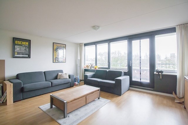 Foto 2: Amstelveen - Johannes Calvijnlaan - Foto 2