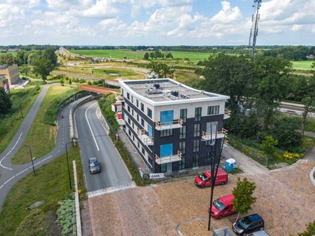 Foto 2: Hurdegaryp - Rijksstraatweg - Foto 2