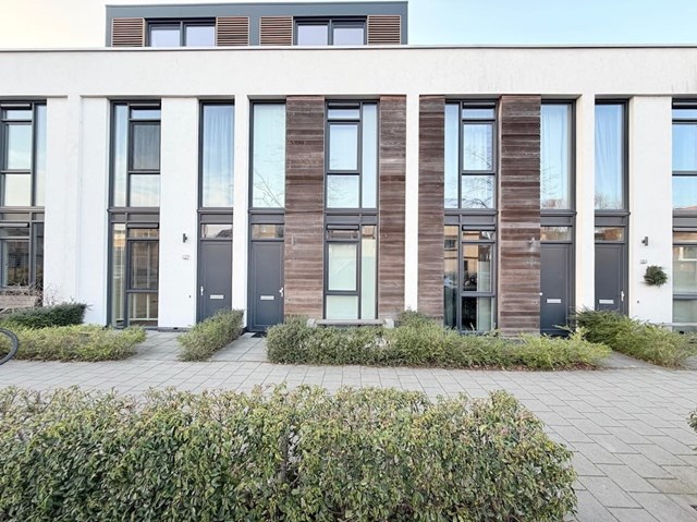 Foto 1: Amsterdam - Scheepsbouwweg - Foto 1