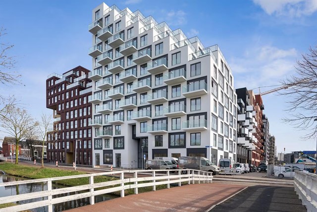 Foto 1: Hoofddorp - Bridgemankade - Foto 1