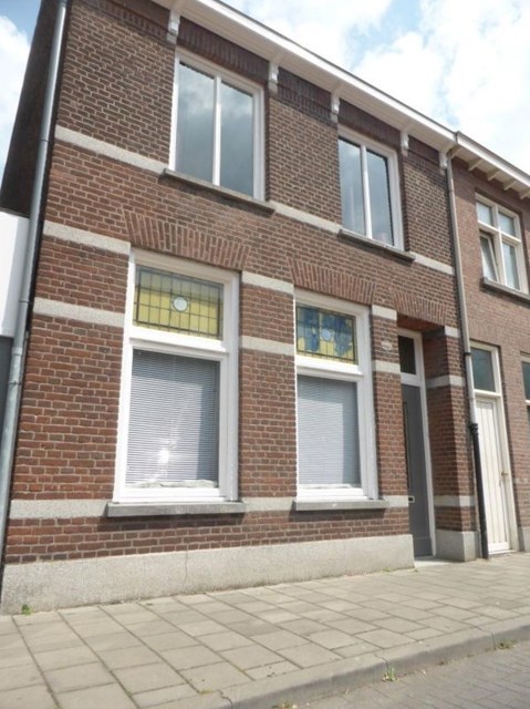 Foto 1: Tilburg - Nijverstraat - Foto 1