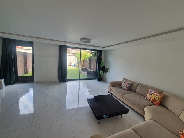 Foto 1: Almere - Picassoweg - Foto 1