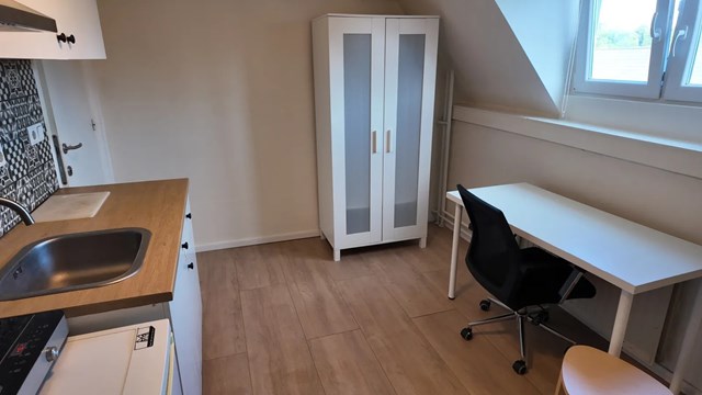 Foto 5: Maastricht - Meester Ulrichweg - Foto 5