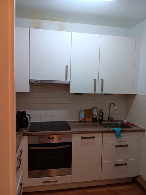 Foto 7: Paterswolde - Hoofdweg - Foto 7