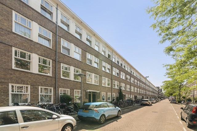 Foto 2: Amsterdam - Van Spilbergenstraat - Foto 2