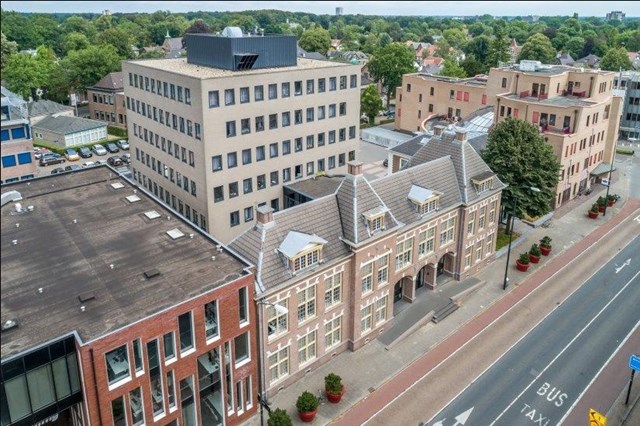 Foto 2: Apeldoorn - Deventerstraat - Foto 2